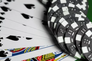 poker chips-table